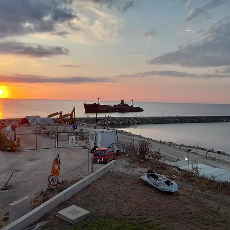 Diamonds In The Sky 4*