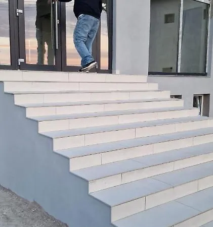 Diamonds In The Sky Costineşti