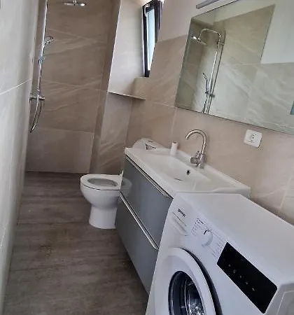 Diamonds In The Sky Guest house Costinesti