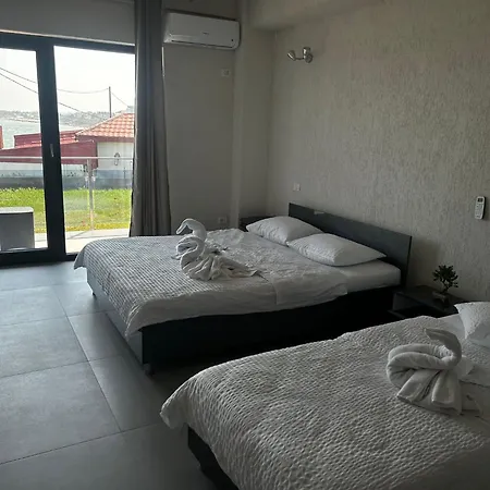 Gasthof Diamonds In The Sky 4*